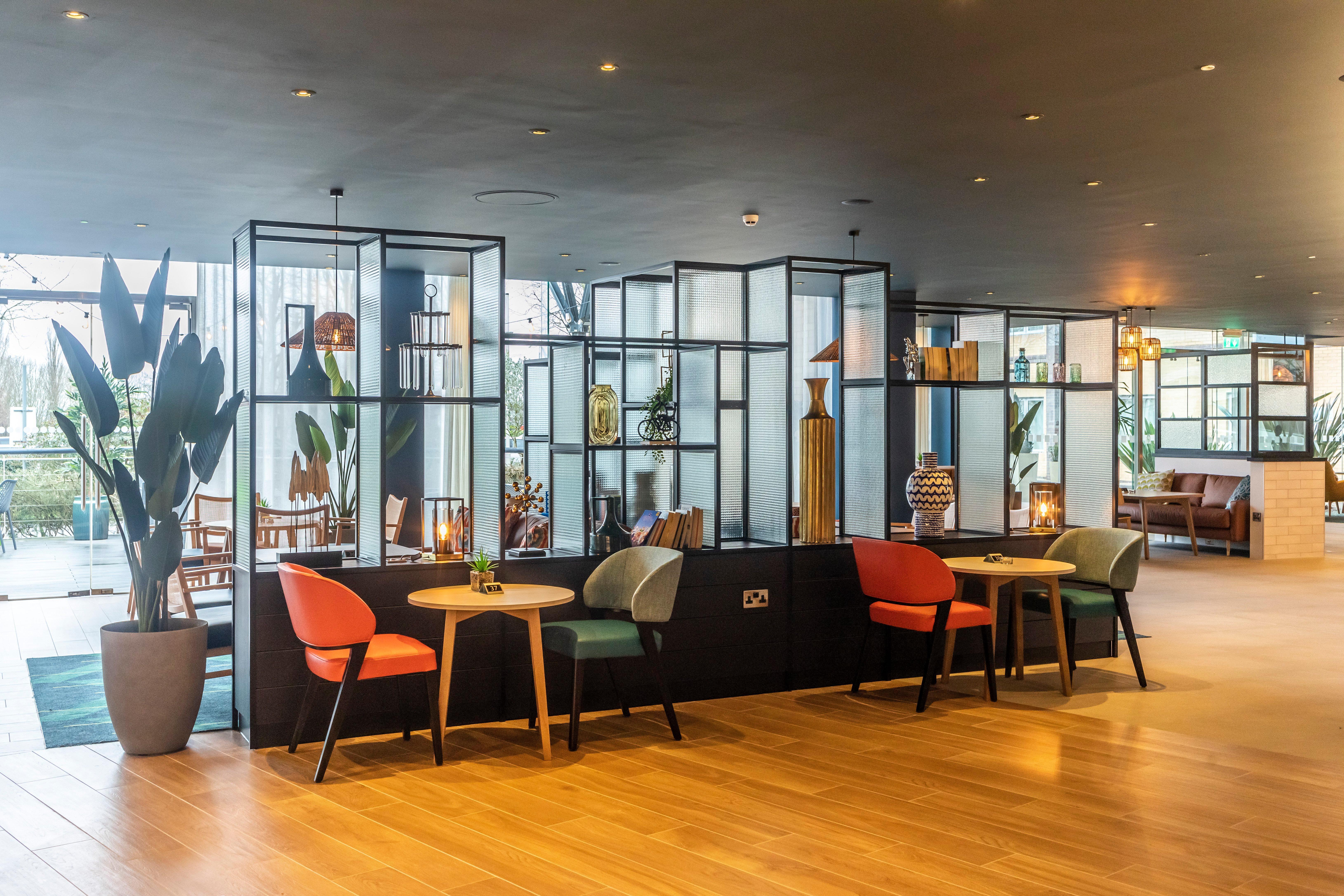Holiday Inn Oxford By Ihg Exterior foto