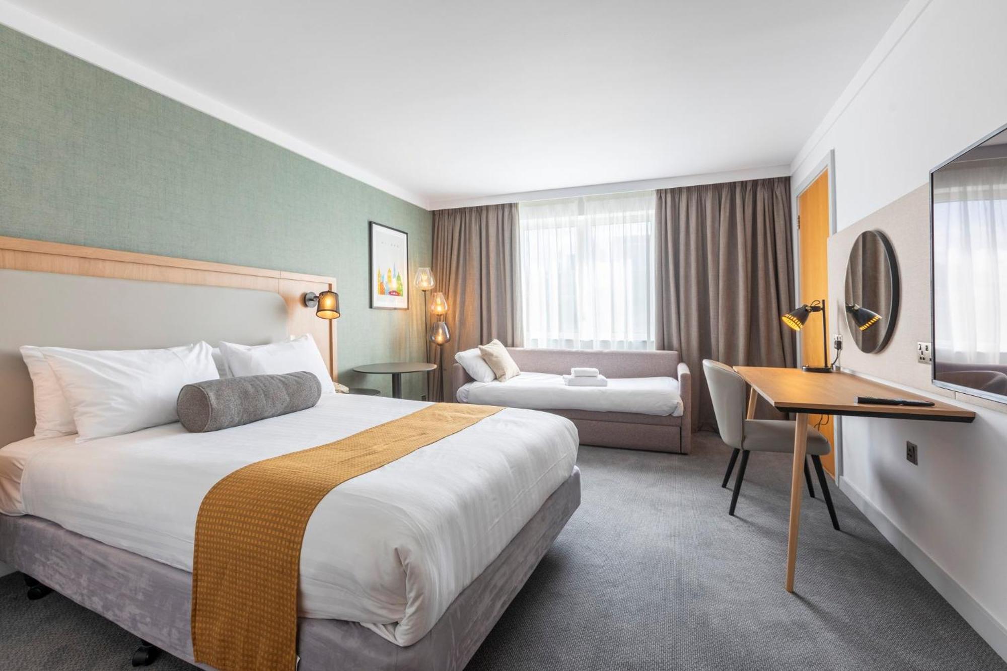 Holiday Inn Oxford By Ihg Exterior foto